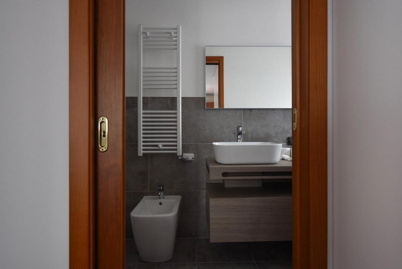 Welc-Om Padova Business Luxury Terrace Appartement Buitenkant foto
