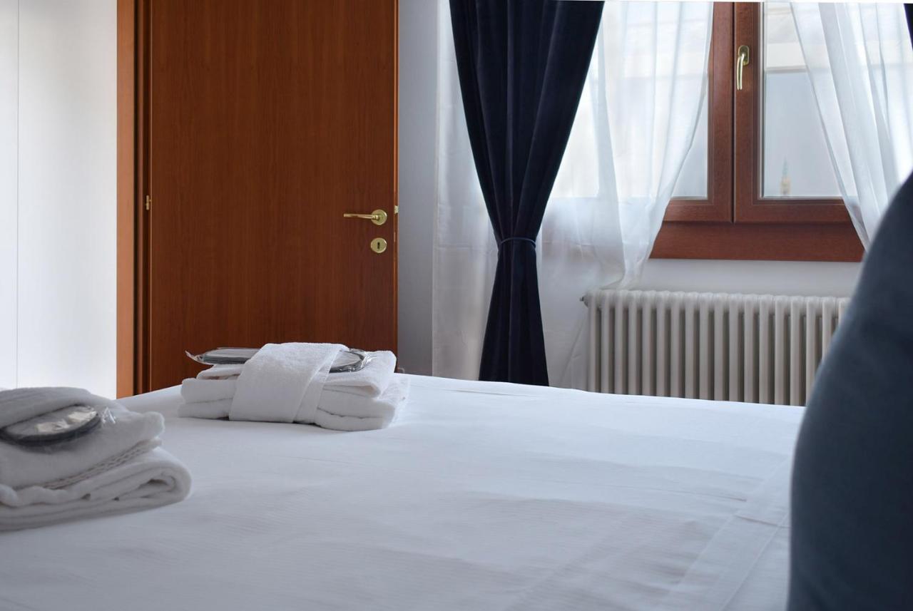 Welc-Om Padova Business Luxury Terrace Appartement Buitenkant foto